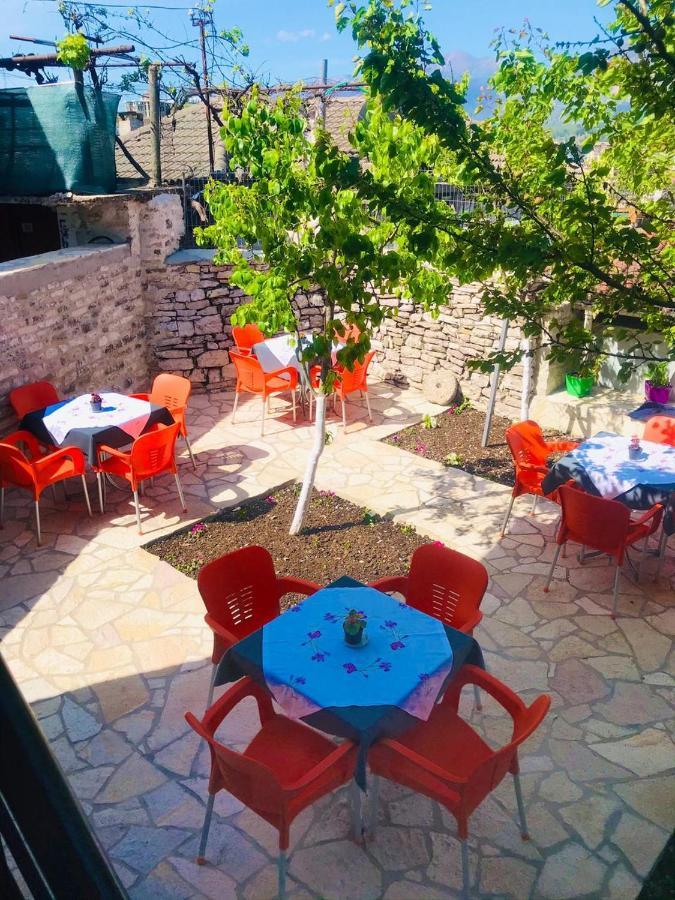 "Mani Guest House" Gjirokastër Exterior foto